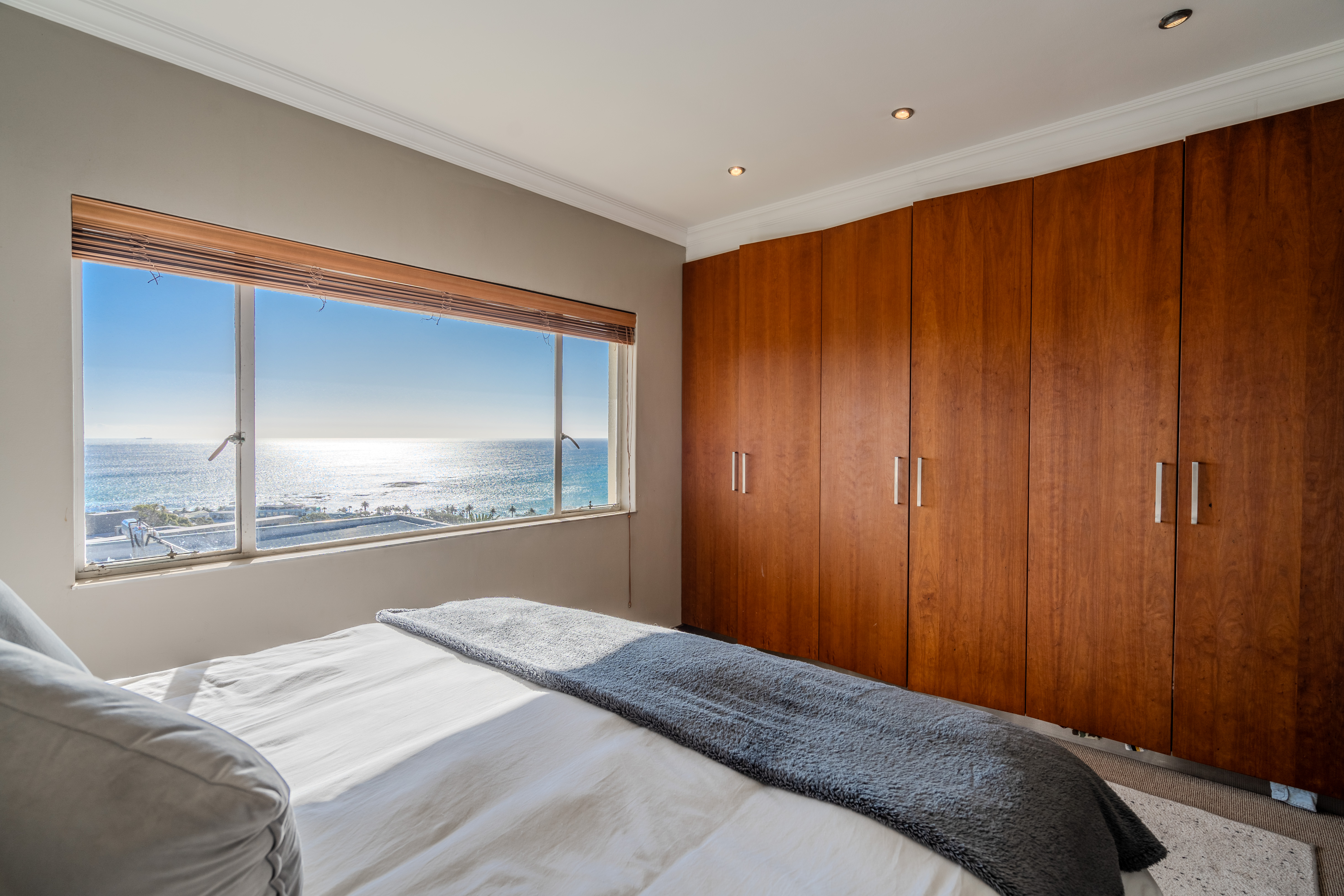 2 Bedroom Property for Sale in Camps Bay Western Cape